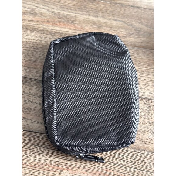 Tumi For Delta Black Travel Pouch Toiletry Bag first class amenity - Picture 4 of 9